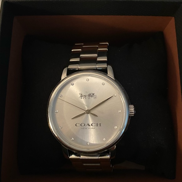 Coach Grand Bracelet Watch - Picture 1 of 4